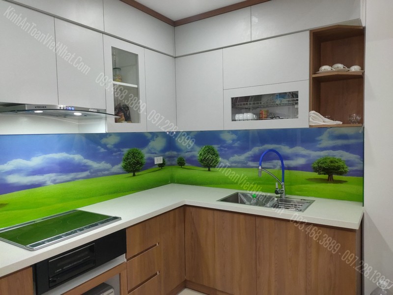 Giá Kính Ốp Bếp 3D