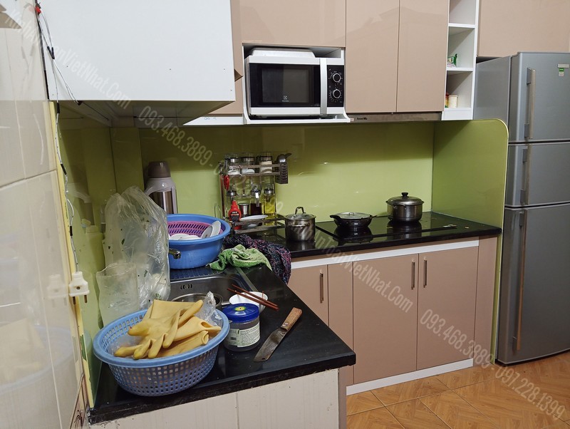 Màu Kính Bếp Kem