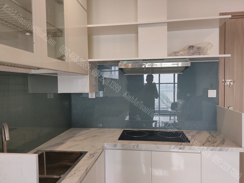 Bảng Màu Kính Ốp Màu Ghi Kim Sa