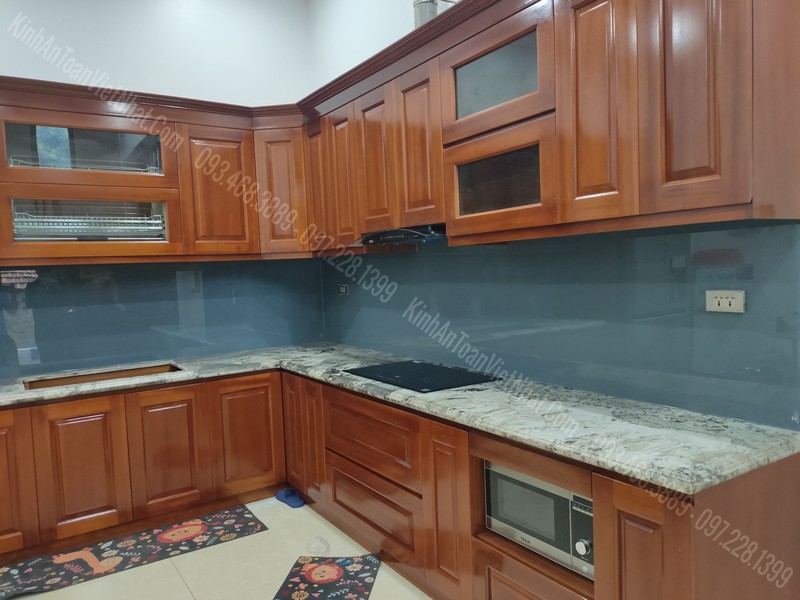 Bảng Màu Kính Ốp Bếp Màu Ghi