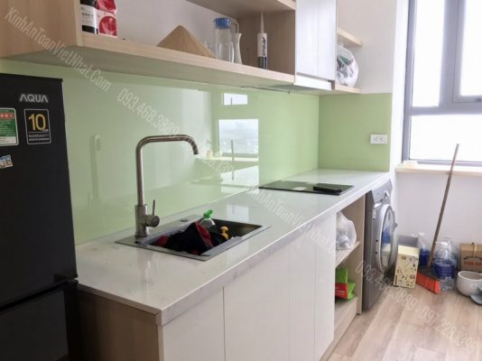 Màu Kính Ốp Bếp Đẹp Màu Kem
