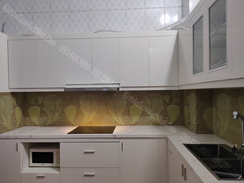 Mẫu Kiếng Ốp Bếp 3D Đẹp