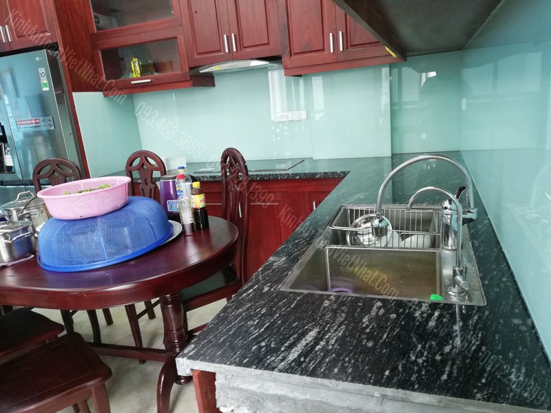 Mẫu Kính Ốp Bếp Cường Lực Màu Trắng Xanh
