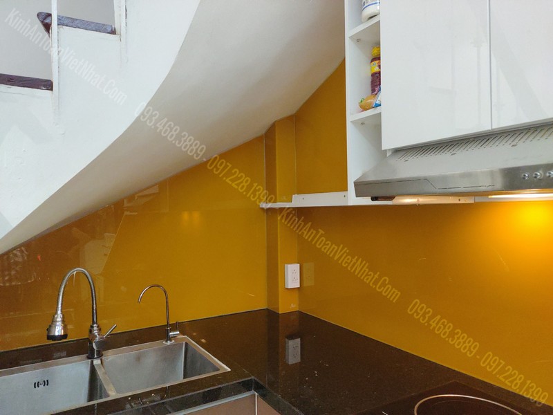 Các Loại Kính Màu ( Vàng Nghệ )