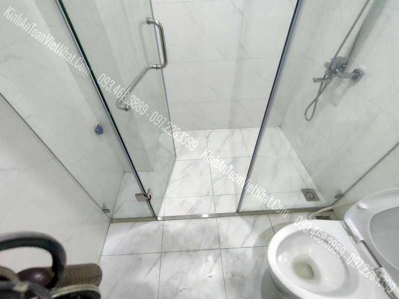 SP Cabin phòng tắm kính 180 độ