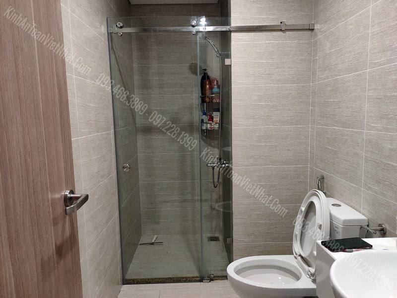 SP Cabin phòng tắm kính lùa 10x30