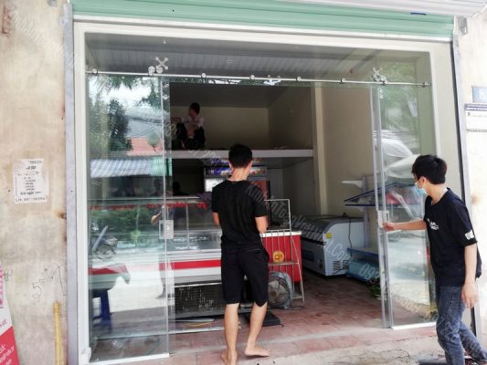 SP Cửa kính cường lực lùa bi treo