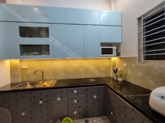 CTTB Kính Ốp Bếp 3D tại Cự Khối - Long Biên