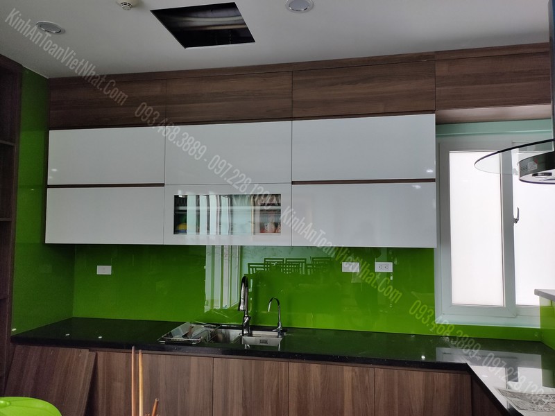 CTTB Kính Bếp Màu Xanh Non tại Nhật Tân - Tây Hồ