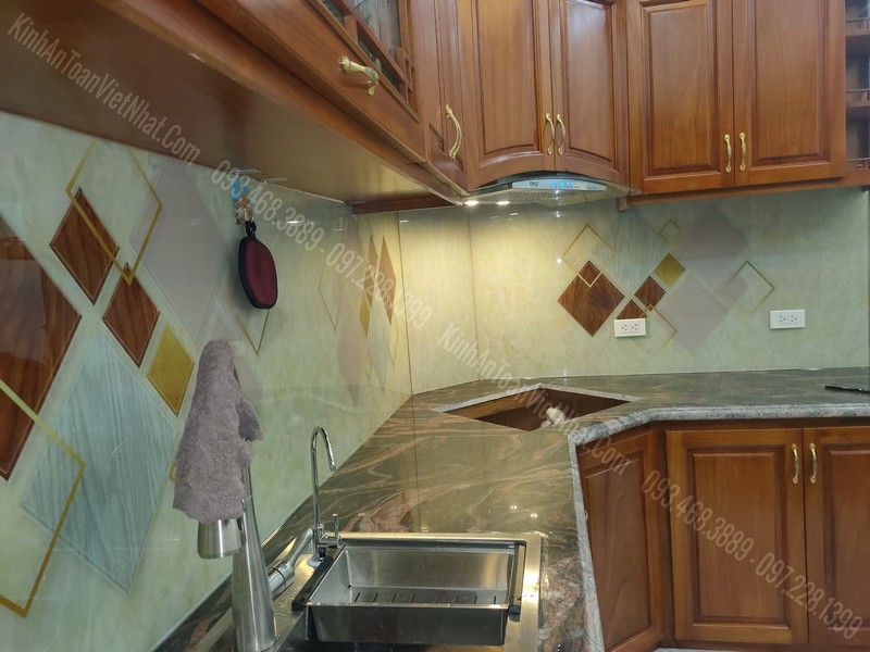 CTTB Kính Ốp Bếp 3D tại Đại Áng - Thanh Trì