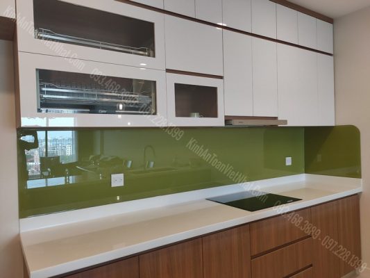 CTTB Kính Bếp Màu Vàng Sữa tại Cửa Nam - Hoàn Kiếm