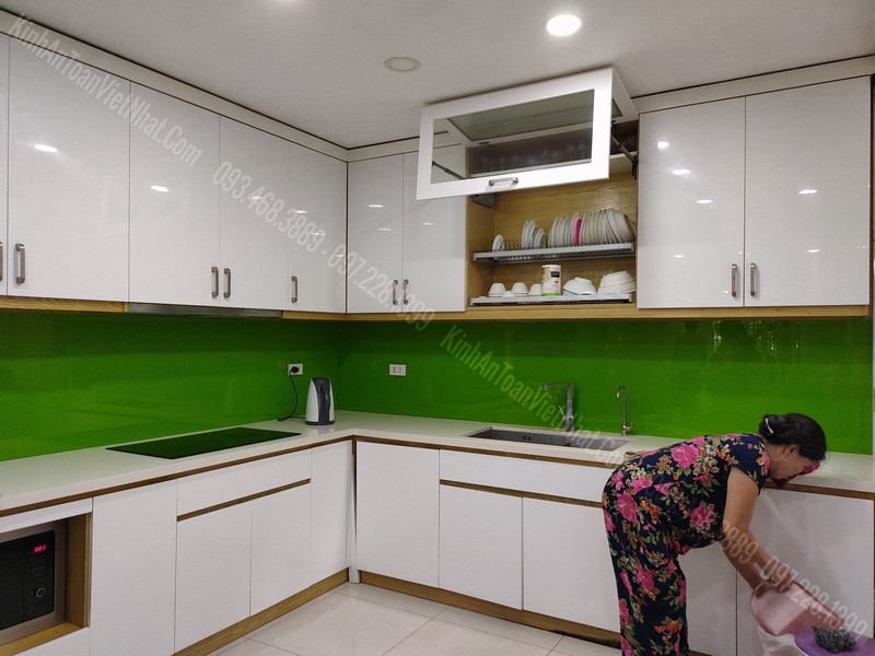 CTTB Kính Bếp Màu Xanh Non tại Biên Giang – Hà Đông