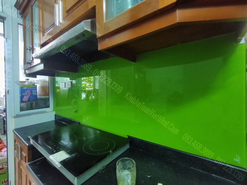 CTTB Kính Bếp Màu Xanh Non tại Hoàng Liệt - Hoàng Mai