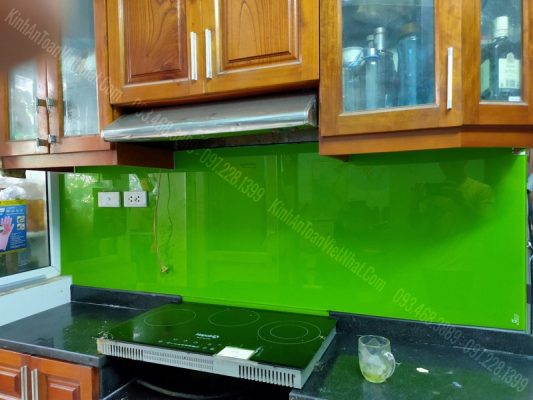 CTTB Kính Bếp Màu Xanh Non tại Hoàng Liệt - Hoàng Mai