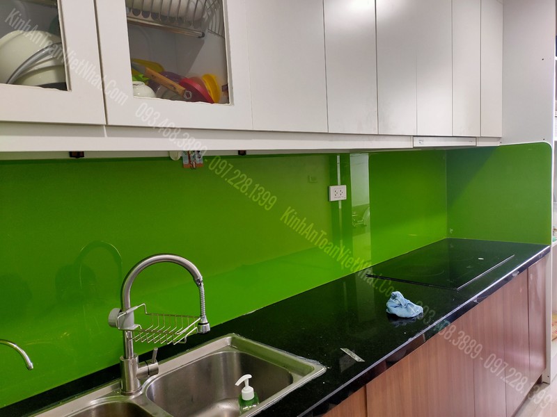 CTTB Kính Bếp Màu Xanh Non Kim Sa tại Cầu Dền - Hai Bà Trưng
