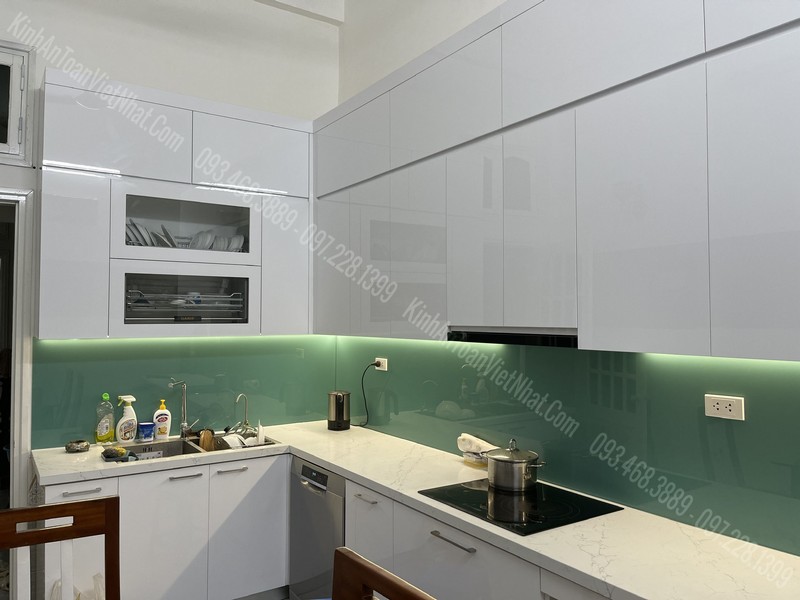 CTTB Kính Bếp Màu Ghi tại Đồng Xuân - Hoàn Kiếm