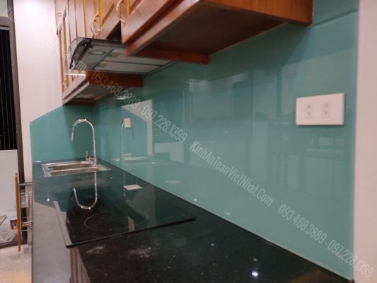 CTTB Kính Bếp Màu Xanh Ngọc Kim Sa tại Kim Giang - Thanh Xuân