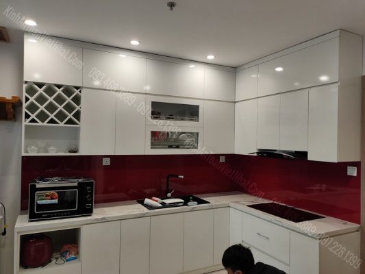CTTB Kính Bếp Màu Đỏ Rubi taị Kim Mã - Ba Đình