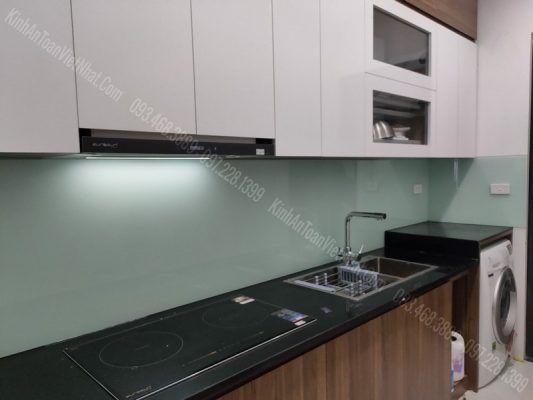 CTTB Kính Bếp Màu Trắng Sữa tại Hàng Bạc - Hoàn Kiếm