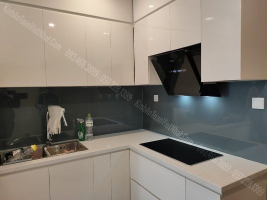 CTTB Kính Bếp Màu Ghi tại Nhân Chính - Thanh Xuân