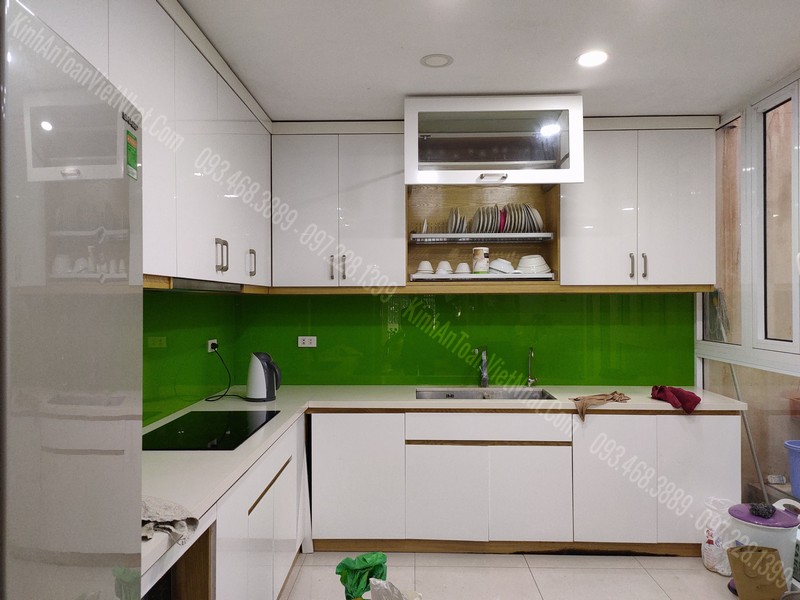 CTTB Kính Bếp Màu Xanh Non tại Biên Giang – Hà Đông