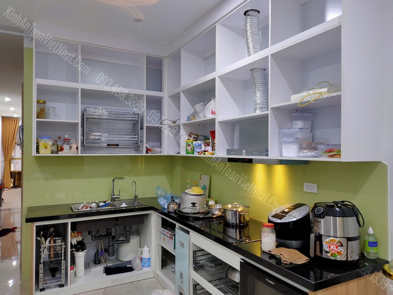 CTTB Kính Bếp Màu Kem Kim Sa tại Bồ Đề - Long Biên