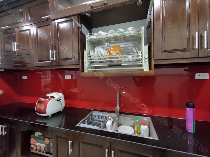 CTTB Kính Bếp Màu Đỏ Tươi tại Hạ Đình - Thanh Xuân