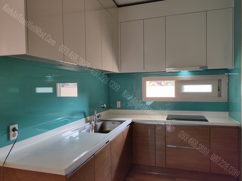 CTTB Kính Sơn Nhiệt Ốp Bếp tại Dương Nội - Hà Đông