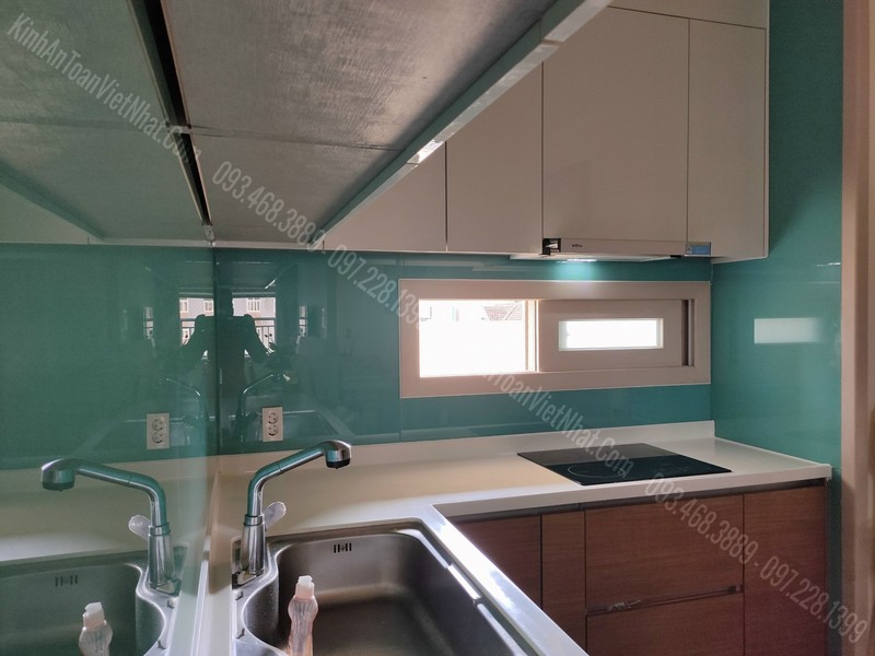 CTTB Kính Sơn Nhiệt Ốp Bếp tại Dương Nội - Hà Đông