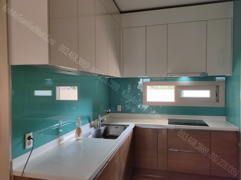CTTB Kính Sơn Nhiệt Ốp Bếp tại Dương Nội - Hà Đông