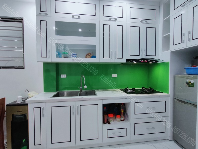 CTTB Kính Bếp Màu Xanh Cốm tại Đông Ngạc - Từ Liêm