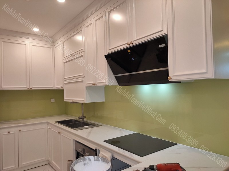 CTTB Kính Bếp Màu Kem Sữa tại Định Công - Hoàng Mai