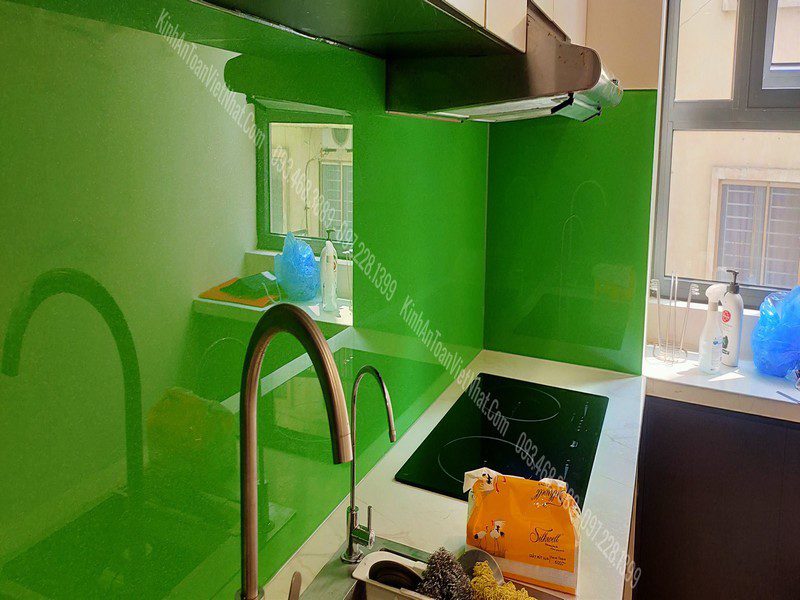 CTTB Kính Ốp Bếp Xanh Non lắp đặt tại Nguyễn Trai - Hà Đông 