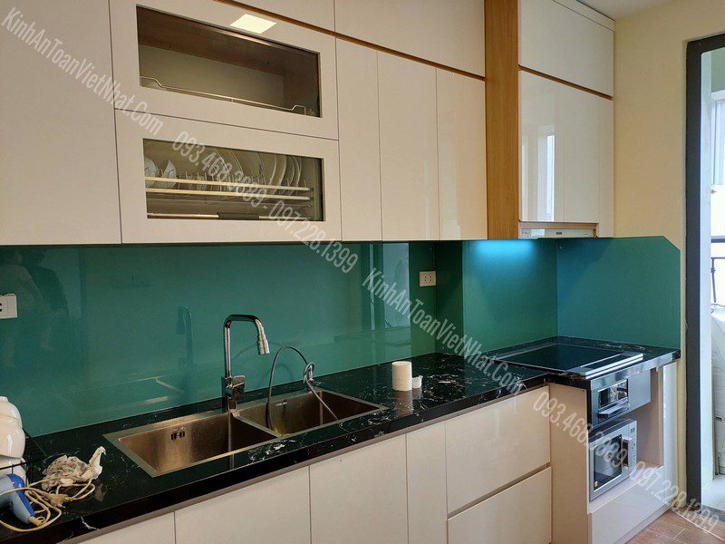 CTTB Kính Ốp Bếp Xanh Ngọc lắp đặt tại Phúc Tân - Hoàn Kiếm