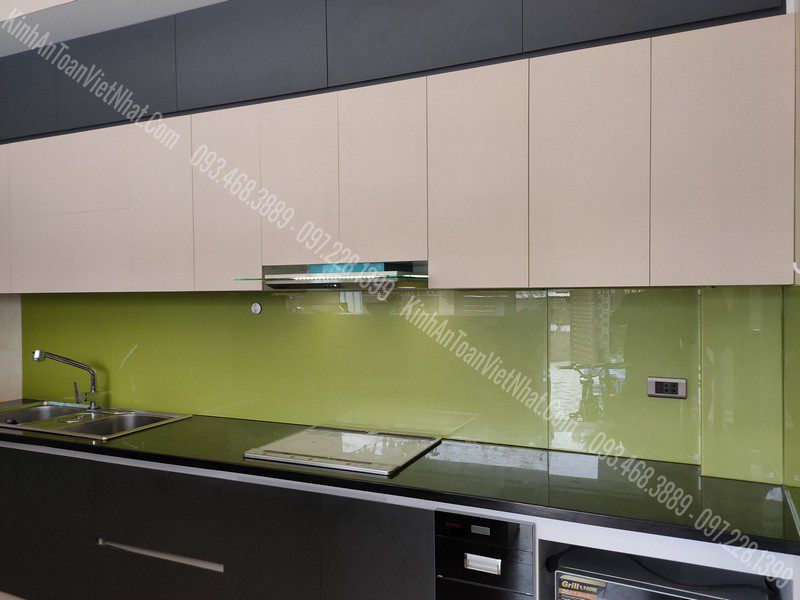 CTTB Kính Ốp Bếp Nhũ Vàng Chanh lắp đặt tại Hàng Bồ - Hoàn Kiếm