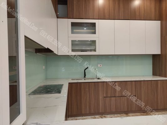 CTTB Kính Ốp Bếp Trắng Xanh lắp đặt tại Thuỵ Phương - Từ Liêm