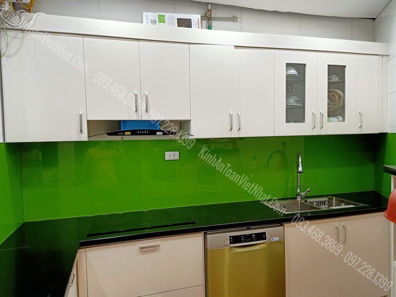 CTTB Kính Ốp Bếp Xanh Non lắp đặt tại Yên Phụ - Tây Hồ