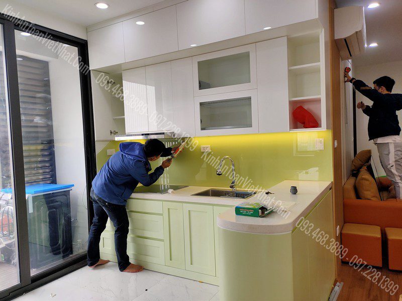 CTTB Kính Ốp Bếp Màu Kem thi công tại Láng Thượng - Đống Đa