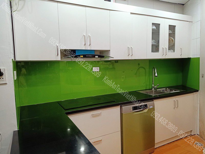 CTTB Kính Ốp Bếp Xanh Non lắp đặt tại Yên Phụ - Tây Hồ