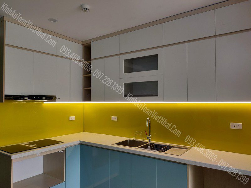 CTTB Kính Ốp Bếp Vàng Chanh thi công tại Xuân Đỉnh - Từ Liêm