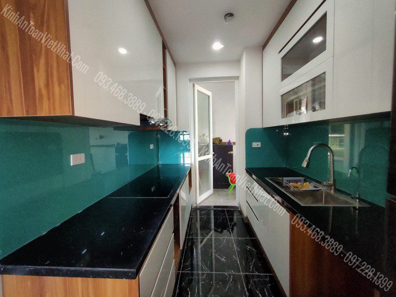 CTTB Kính Ốp Bếp Xanh Ngọc thi công tại Vĩnh Quang - Thanh Trì