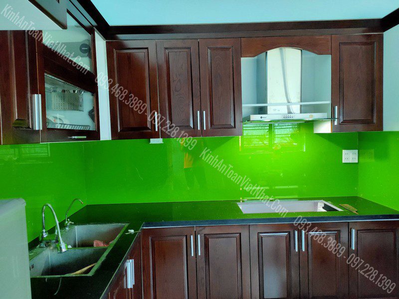 CTTB Kính Ốp Bếp Xanh Non thi công tại Quang Trung - Hà Đông