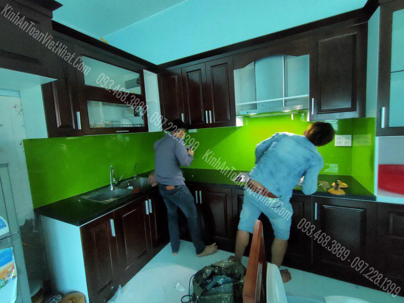 CTTB Kính Ốp Bếp Xanh Non thi công tại Quang Trung - Hà Đông