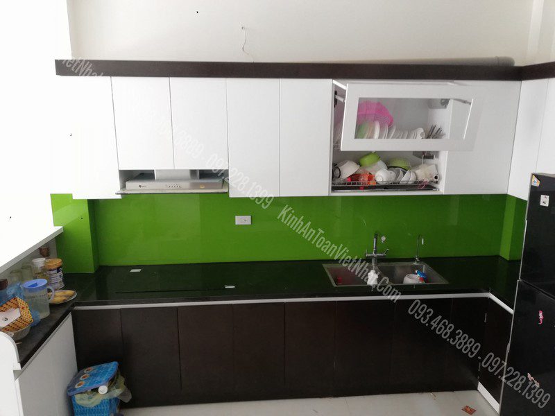 CTTB Kính Ốp Bếp Xanh Non thi công tại Văn Chương - Đống Đa
