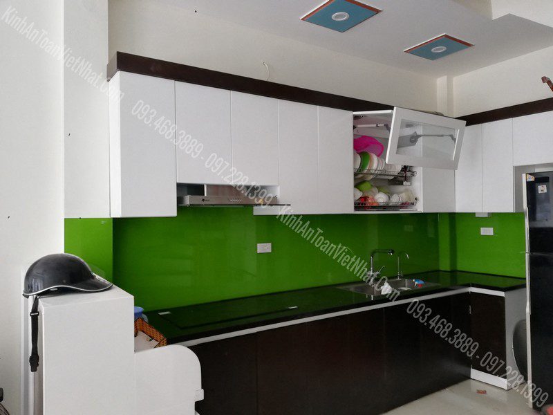 CTTB Kính Ốp Bếp Xanh Non thi công tại Văn Chương - Đống Đa