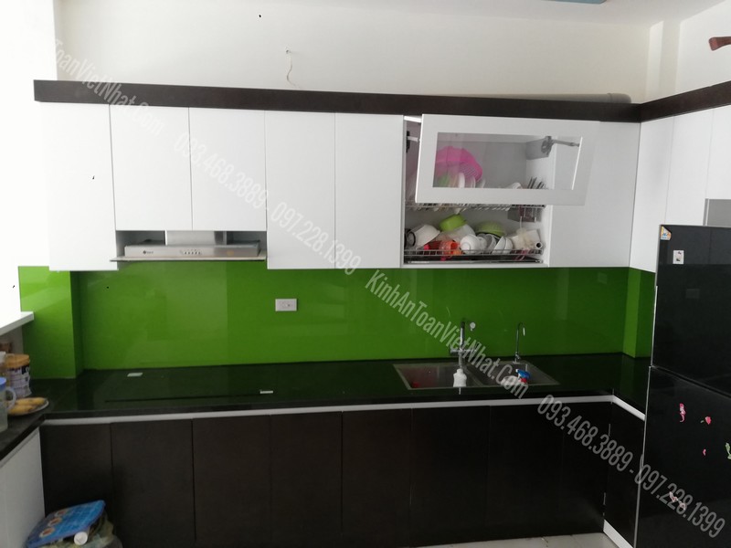 CTTB Kính Ốp Bếp Xanh Non thi công tại Văn Chương - Đống Đa