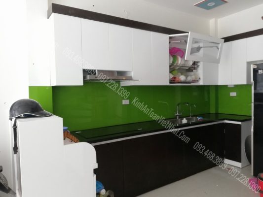 CTTB Kính Ốp Bếp Xanh Non thi công tại Văn Chương - Đống Đa