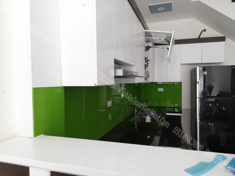 CTTB Kính Ốp Bếp Xanh Non thi công tại Văn Chương - Đống Đa