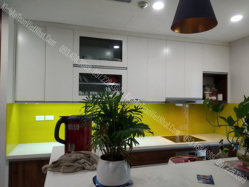 CTTB Kính Ốp Bếp Vàng Chanh lắp đặt tại Thành Công - Ba Đình