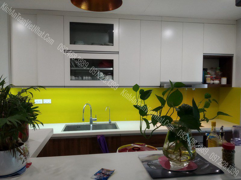 CTTB Kính Ốp Bếp Vàng Chanh lắp đặt tại Thành Công - Ba Đình
